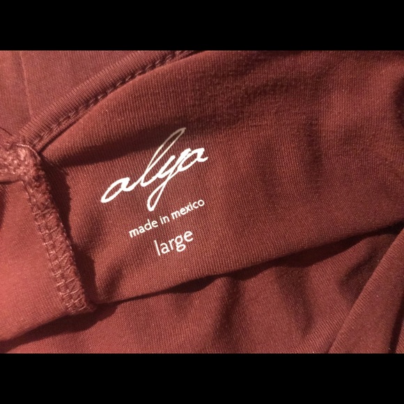 Off the shoulder top - Picture 2 of 2